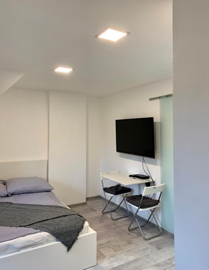 Var-Lak Apartman Eger Luaran gambar
